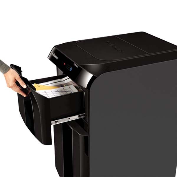 The image of Fellowes Automax 300CL Cross Cut Shredder